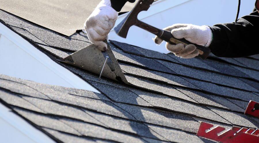 Professional gutter cleaning in Richmond, MA